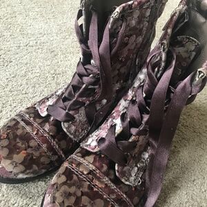 ☀Satin Ribbon Lace Up Velvet Floral Boots